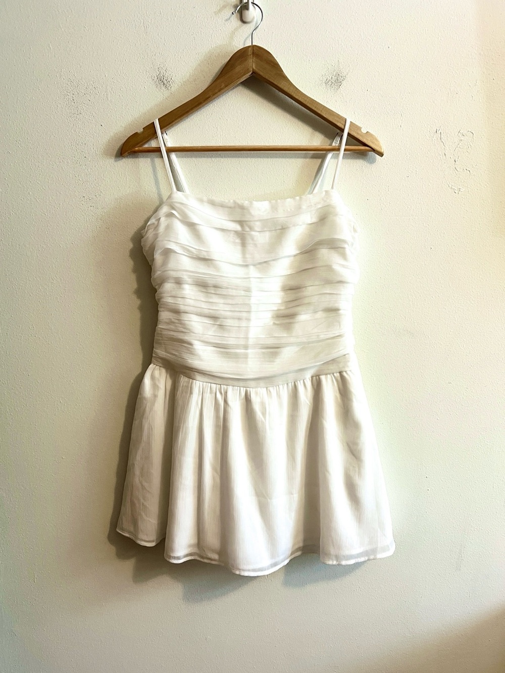 nwt hollister chiffon dress